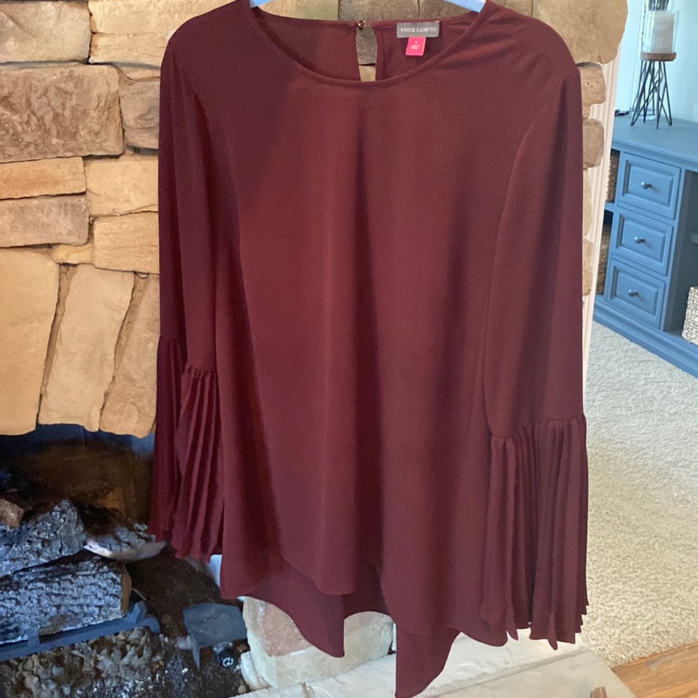 Long sleeve wine color Vince Camaro top